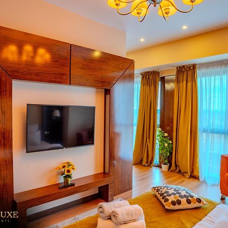 Presidential Luxury Apartments With Amazing View - Yamaluxe 布加勒斯特 外观 照片